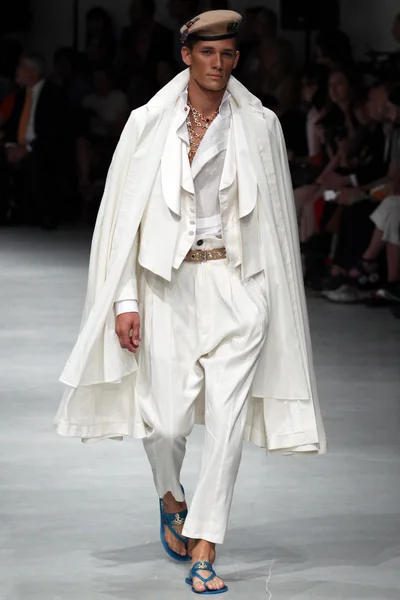 Look 42